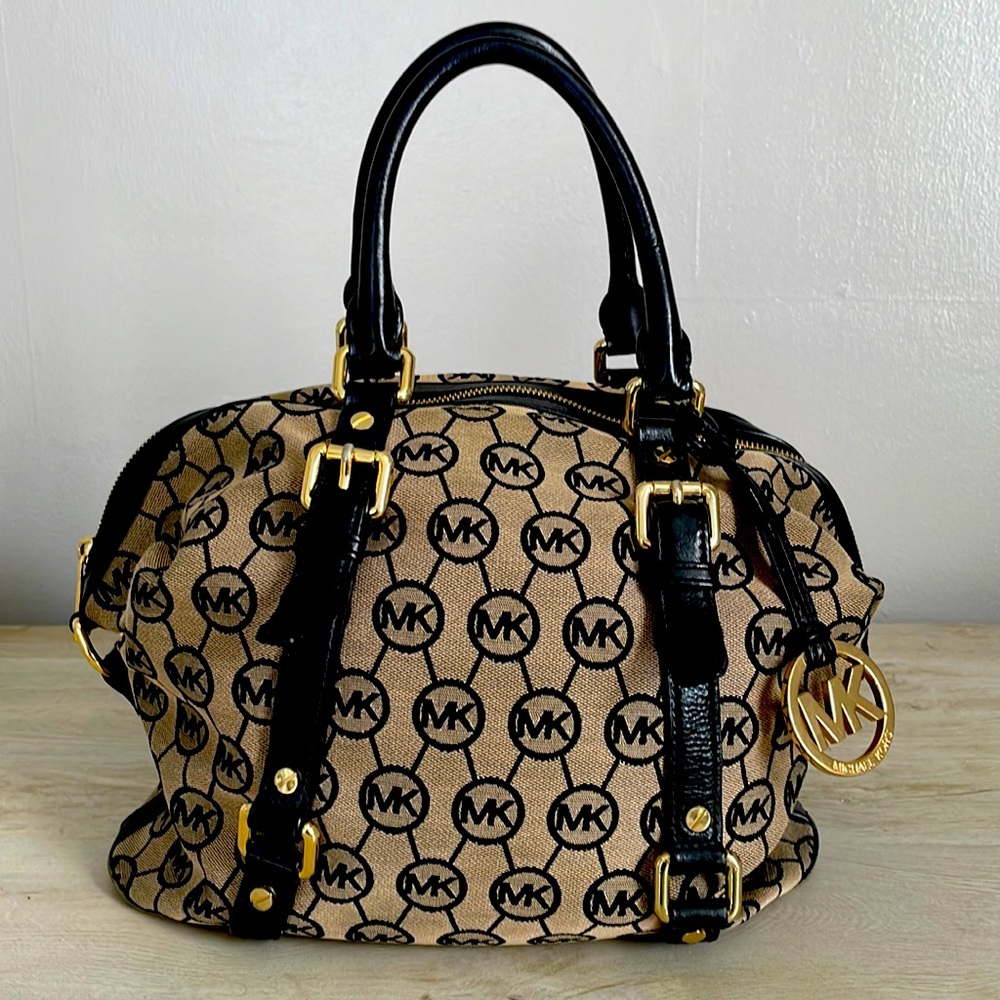Michael Kors Speedy